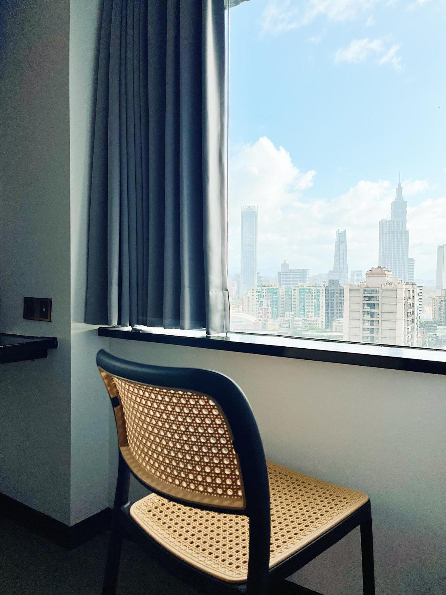 Hermit Dorm Taipei